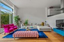 Luxurises Reihenmittelhaus in begehrter Lage Dahlems mit Garten, Dachterrasse + TG Stellplatz - Berlin